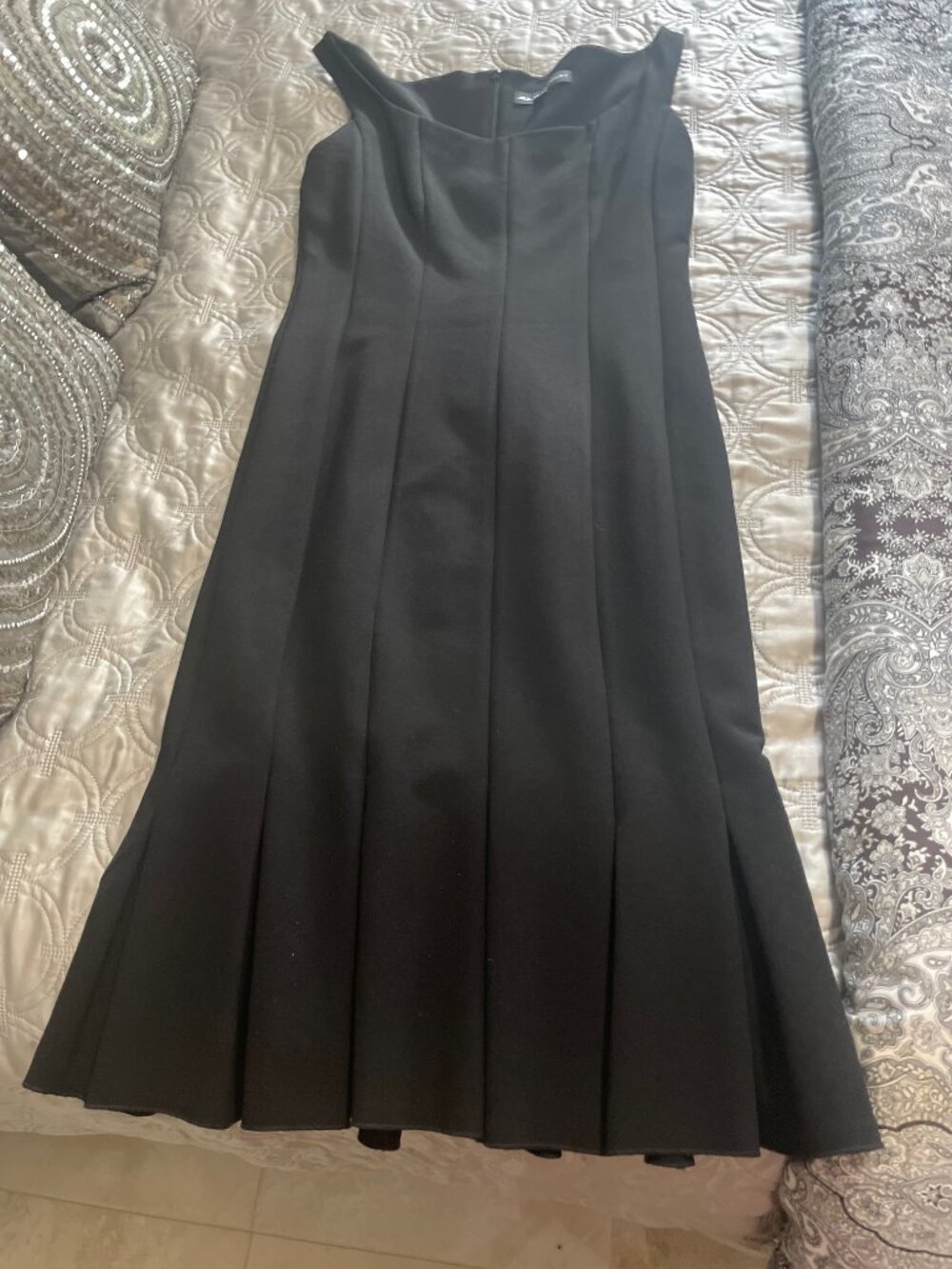Jill Jill Stuart | Black Box-Pleat Fit & Flare Dress Size 6